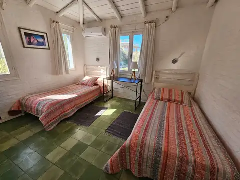 Casa en Alquiler Temporal con 1 cochera