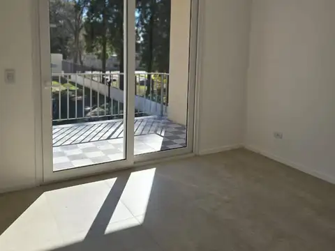 Departamento en Alquiler en Pilar, USD 900
