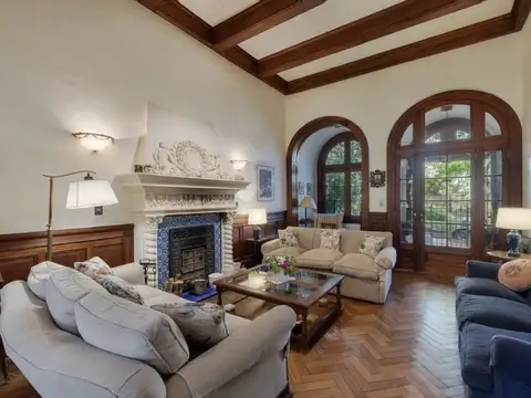 Casa en Venta de 5 dormitorios