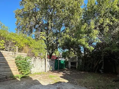 GALPON - LOTE - TERRENO EN LA PLATA CON OFICINA