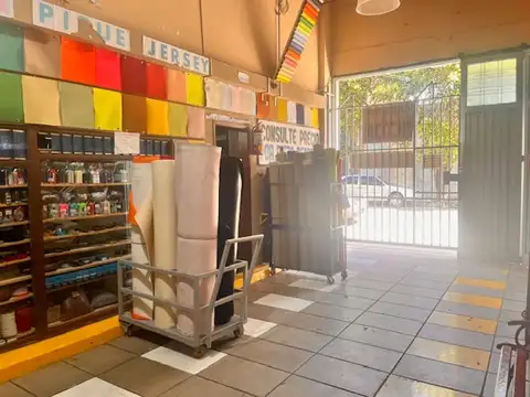 Galpon en Venta en Valentin Alsina, USD 950.000