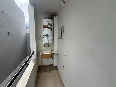 Depto Tipo Casa en Alquiler 25 años