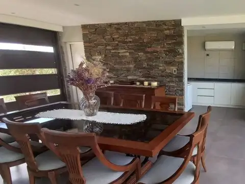 Casa en Alquiler en El Challao, USD 2.400