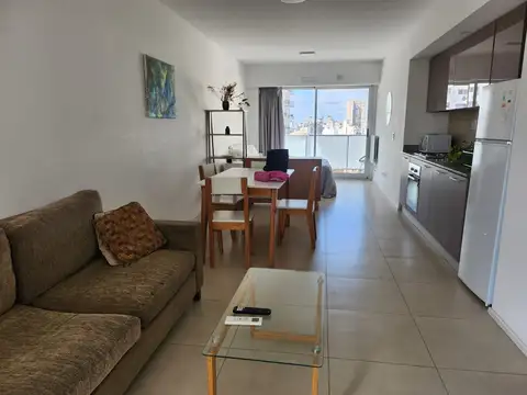 Monoambiente dividido, como un 2, con balcon y ventanal. AMENITIES