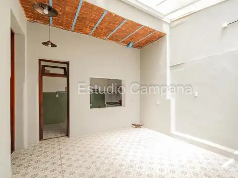 Depto Tipo Casa en Venta de 2 ambientes