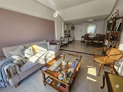 Departamento 4 ambientes con 2 baños