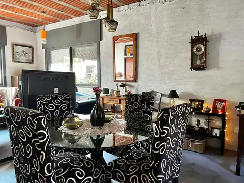 Casa 4 ambientes con 3 baños