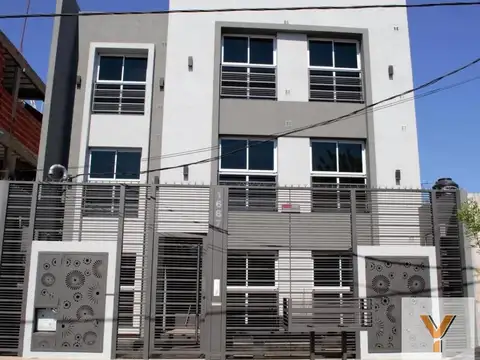 Departamento en venta - 1 dormitorio 1 baño - 65mts2  - Villa Luzuriaga