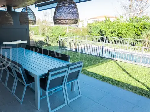 Casa en venta en  Estancias Del Pilar, Barrio La Argentina
