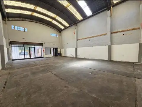 Galpón 202 m² en Tigre | Entrada para Camión | Luz Trifásica