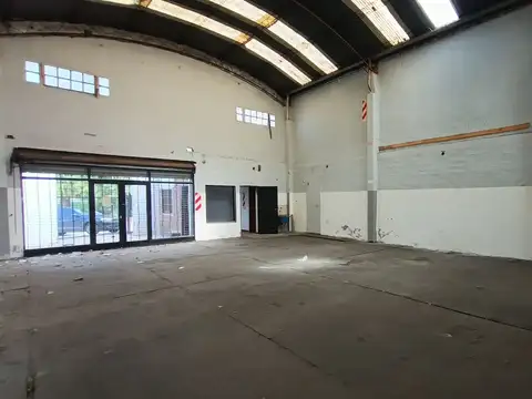 Depósito / Galpón en alquiler | Ideal logística, distribución o depósito | 185 m²