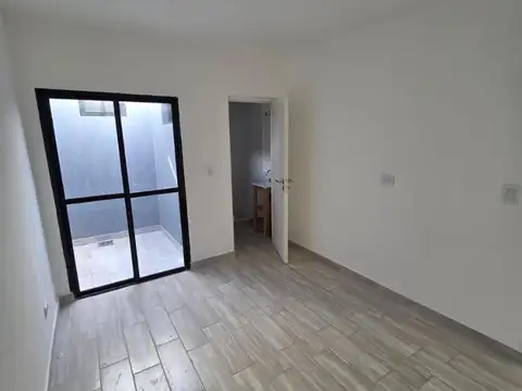 Depto Tipo Casa en Venta de 2 ambientes