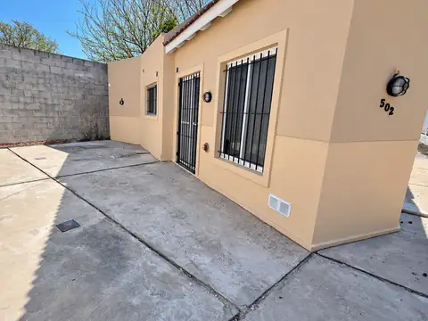 PH 3 AMBIENTES CON COCHERA Y PATIO CON PARQUE