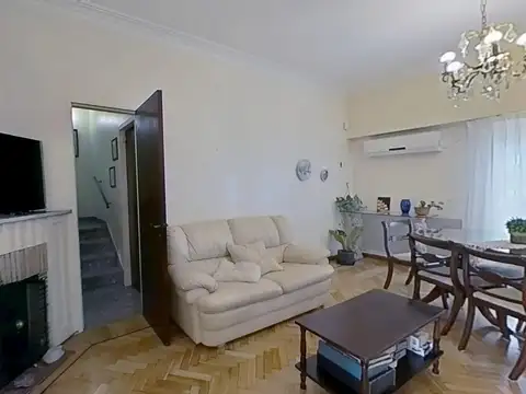 Casa 4 ambientes con 3 baños