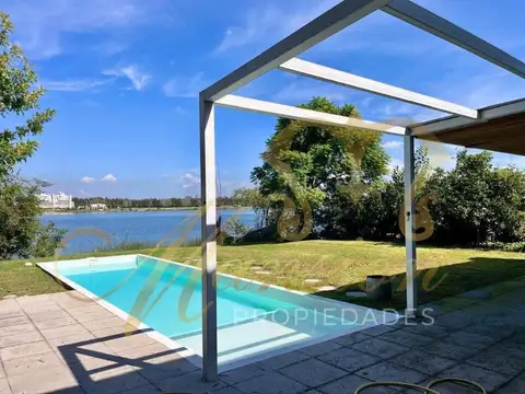 Alquiler Anual Casa 5 amb. a La Laguna en Santa Clara Villanueva Tigre