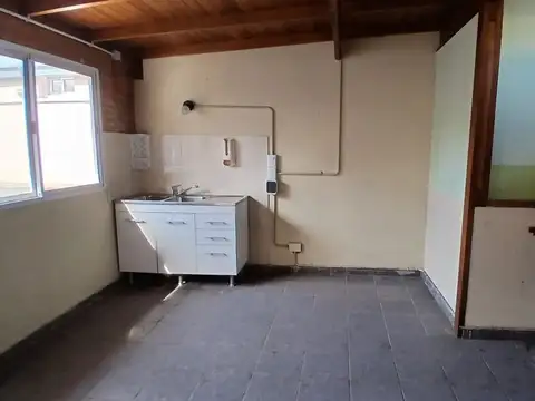 Depto Tipo Casa en Venta 8 años