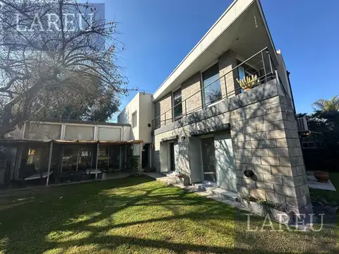 Casa en Los Fresnos (Pilar)