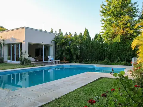 Casa en Venta en Reconquista, USD 160.000