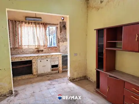 Casa 5 ambientes con 2 baños