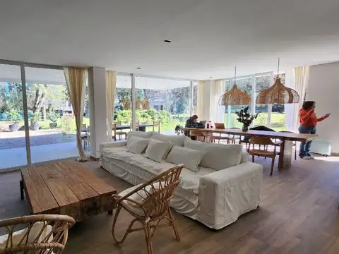 DEPARTAMENTO 3 AMBIENTES VENTA PILAR BALCON COCHER