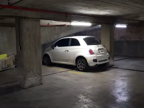 Cochera en Venta en Nuñez, CABA
