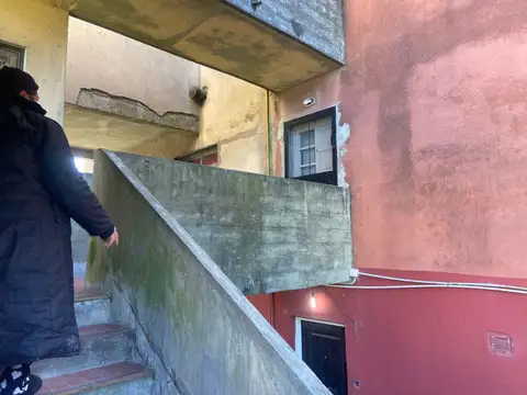 Departamento 5 ambientes con 1 baño