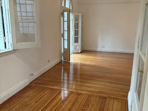 ALQUILER P.H. 4 AMBIENTES, DESTINO COMERCIAL/PROFESIONAL, BELGRANO.