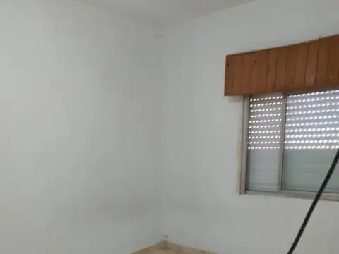 Depto Tipo Casa en Alquiler de 2 dormitorios