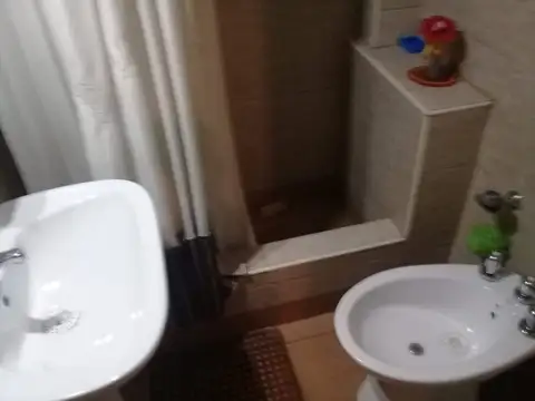 Depto Tipo Casa 4 ambientes con 2 baños