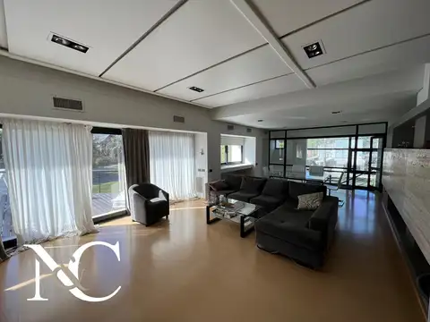 Casa en Venta - 4 dormitorios -