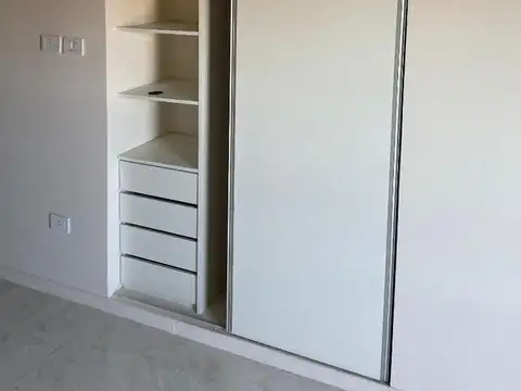 MONOAMBIENTE TIPO LOFT CON BALCON EN VENTA! 2°B