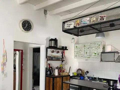 Los Manzanos 1239 , Piso 1