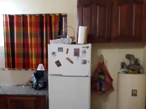 Casa 2 ambientes con 1 baño