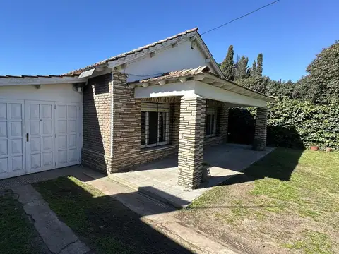 Casa en Venta en Villa Elisa, USD 120.000