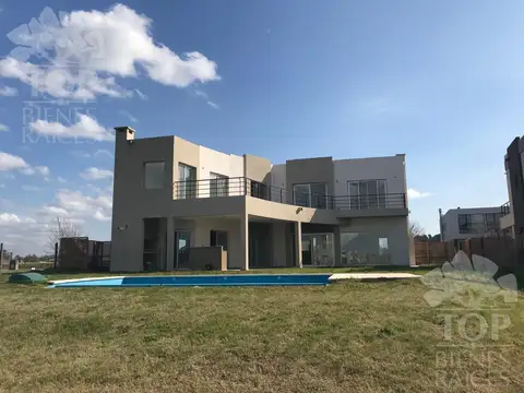 Casa en Alquiler al Norte