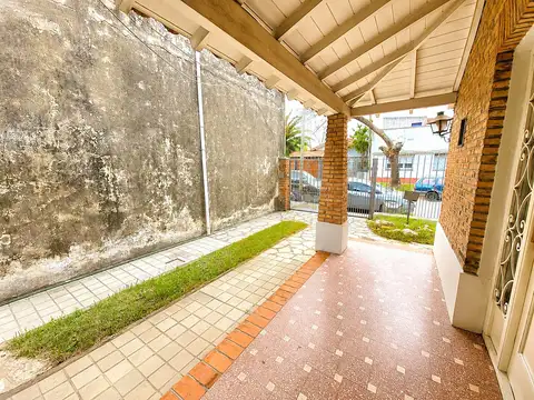 Casa en Venta en Temperley, USD 149.999