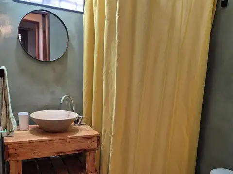 Casa 3 ambientes con 1 baño