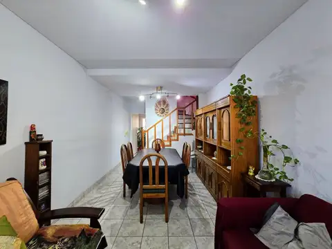 Depto Tipo Casa en Venta de 3 dormitorios