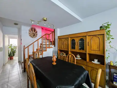 Depto Tipo Casa 4 ambientes con 1 baño