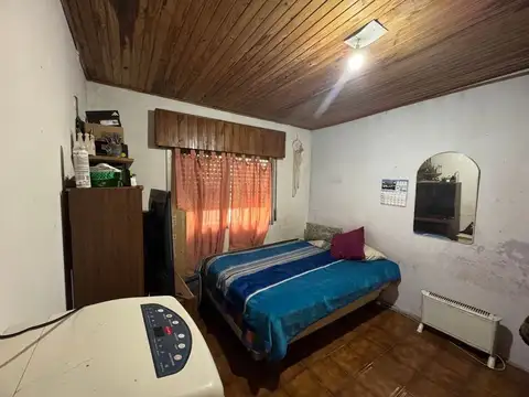 Casa 4 ambientes con 1 baño