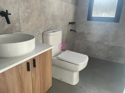 Casa en Venta 1 año