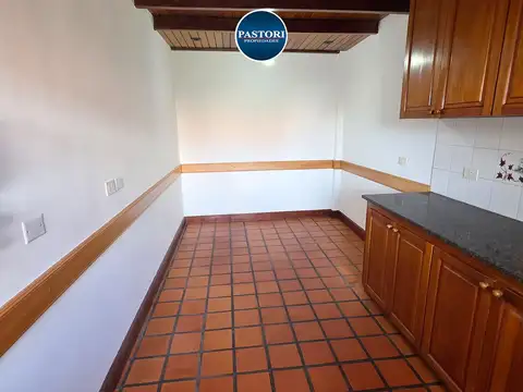 Depto Tipo Casa 3 ambientes con 2 baños