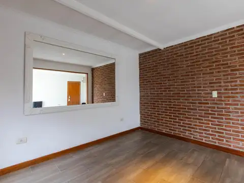 Depto Tipo Casa 3 ambientes con 1 baño