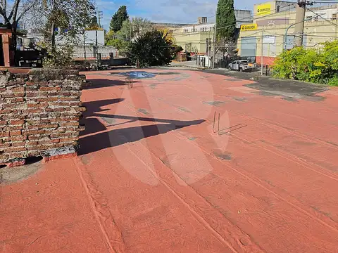 3 Locales  en venta en zona industrial, con posibilidad de ampliacion