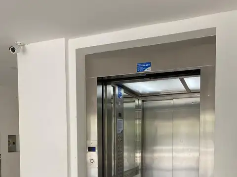 Departamento en Venta en Plaza Azcuenaga, USD 65.000