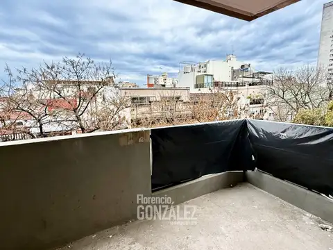 Semipisos de 1 Amb y 2 Amb Floresta, Capital Feder
