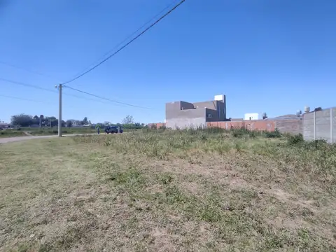 Terreno en Venta en Capitan Bermudez, USD 39.000