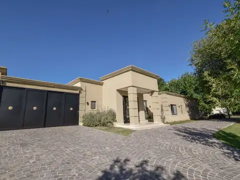 Avenida Juan Pablo II 1500