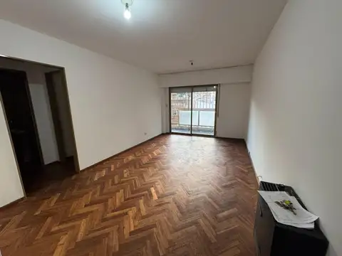 Enorme departamento de 1 dormitorio en excelente zona
