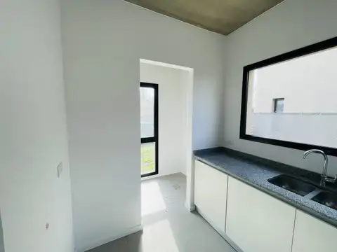 Casa en Venta 2 dormitorios - condominios Don Mateo-Funes